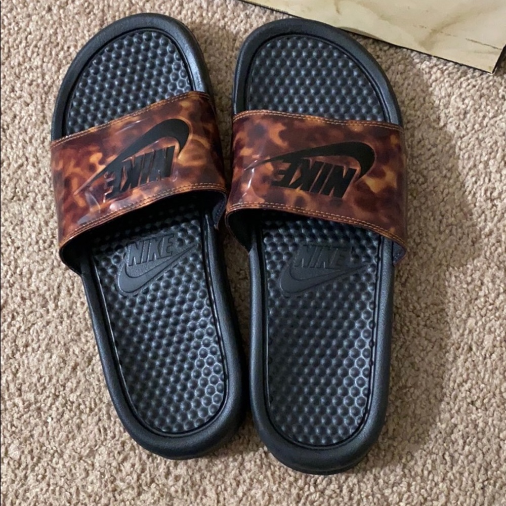 Nike Slides | NWOT